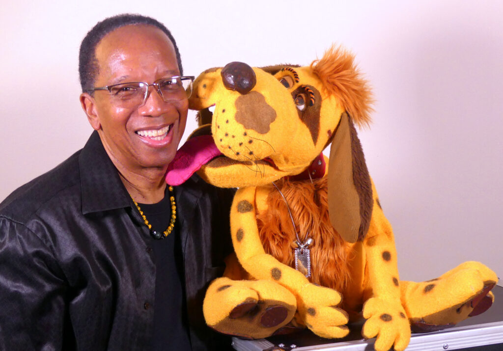 泰羅尼·特拉維斯