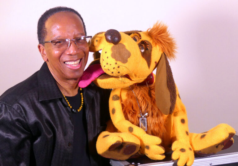 泰羅尼·特拉維斯