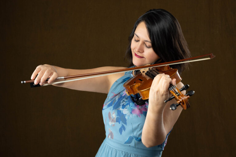 VCA 將九位新藝術家添加到其著名的巡迴演出者名單 VCA 將九位新藝術家添加到其著名的巡迴演出者名單